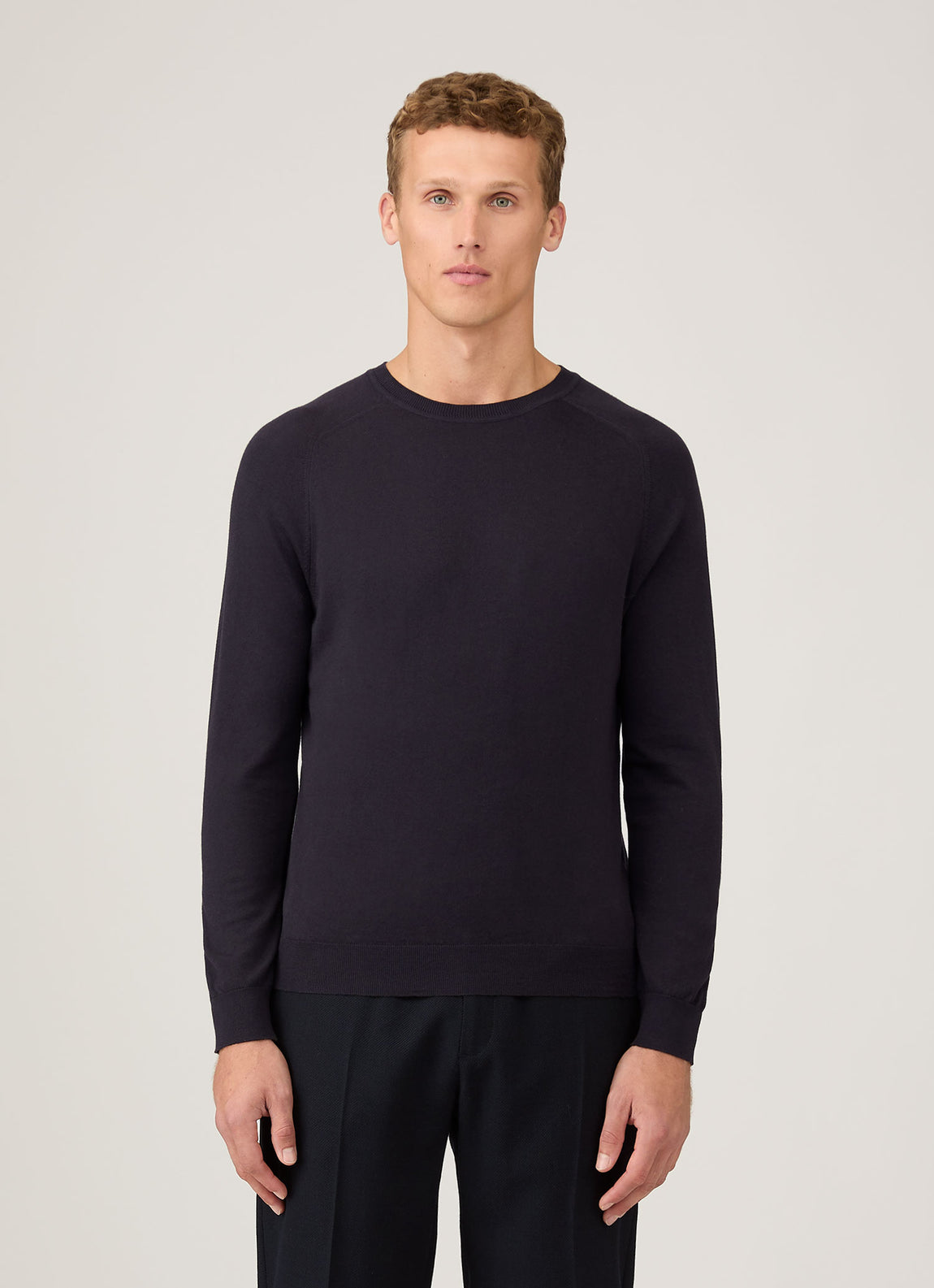 Men's Sea Island Cashmere Crew Neck Jumper in Midnight Navy