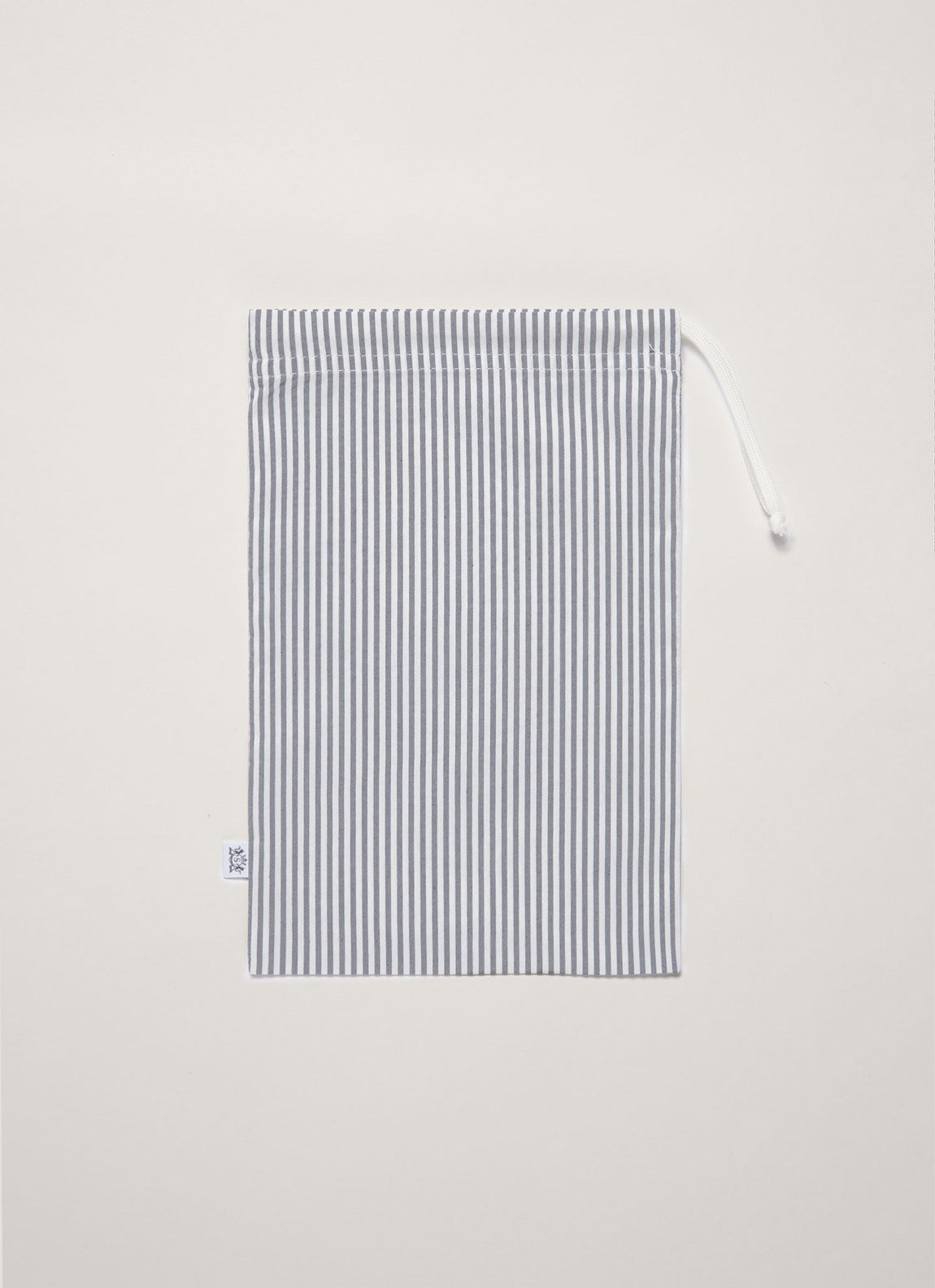 Men's Drawstring Swim Shorts in Navy/White