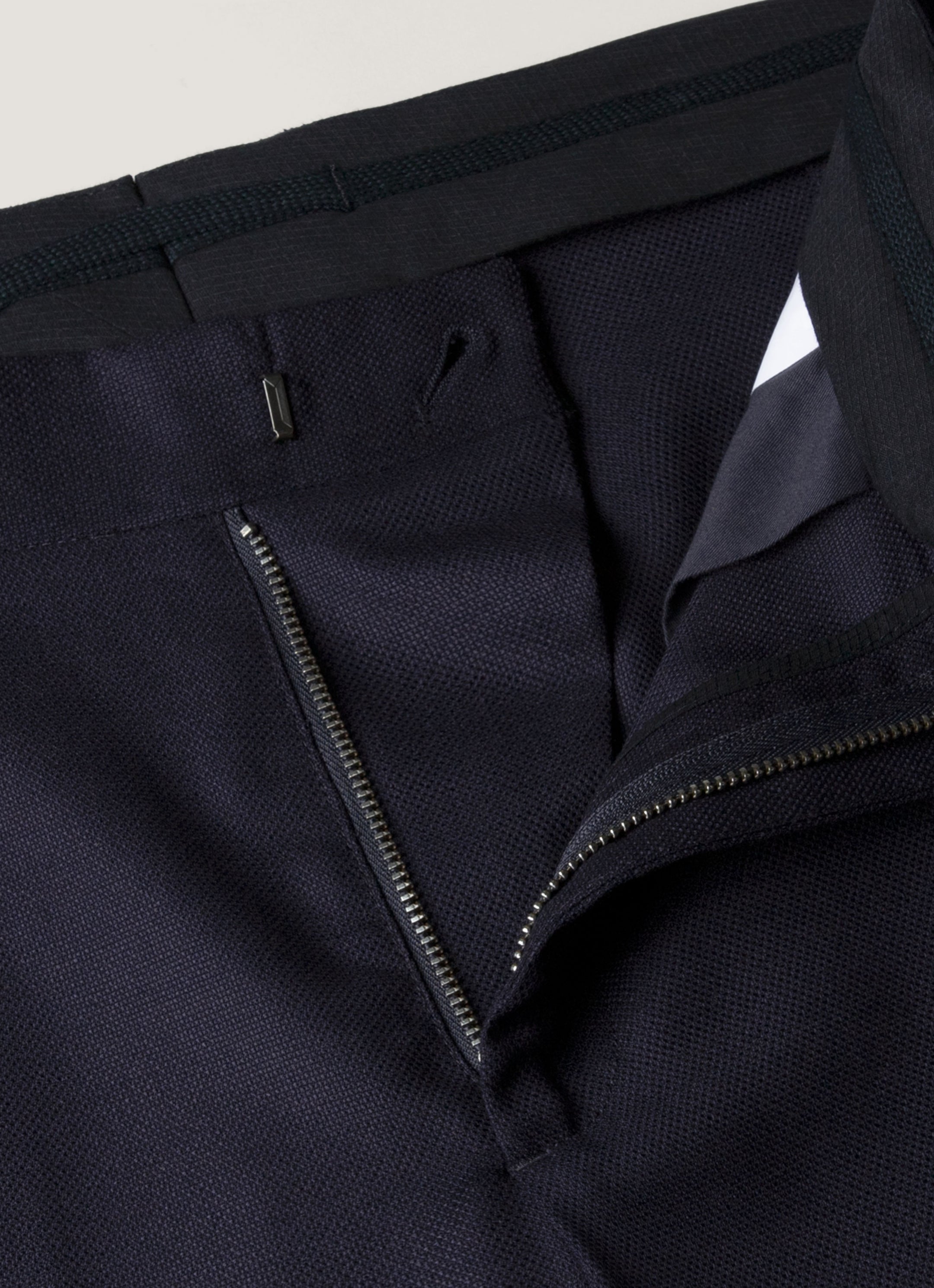 Men's Lightweight Travel Wool Trouser in Navy