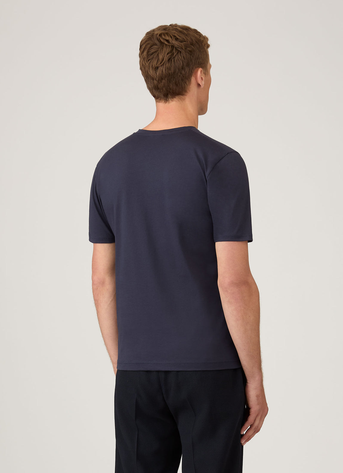 Men's Riviera V-neck T-shirt in Navy