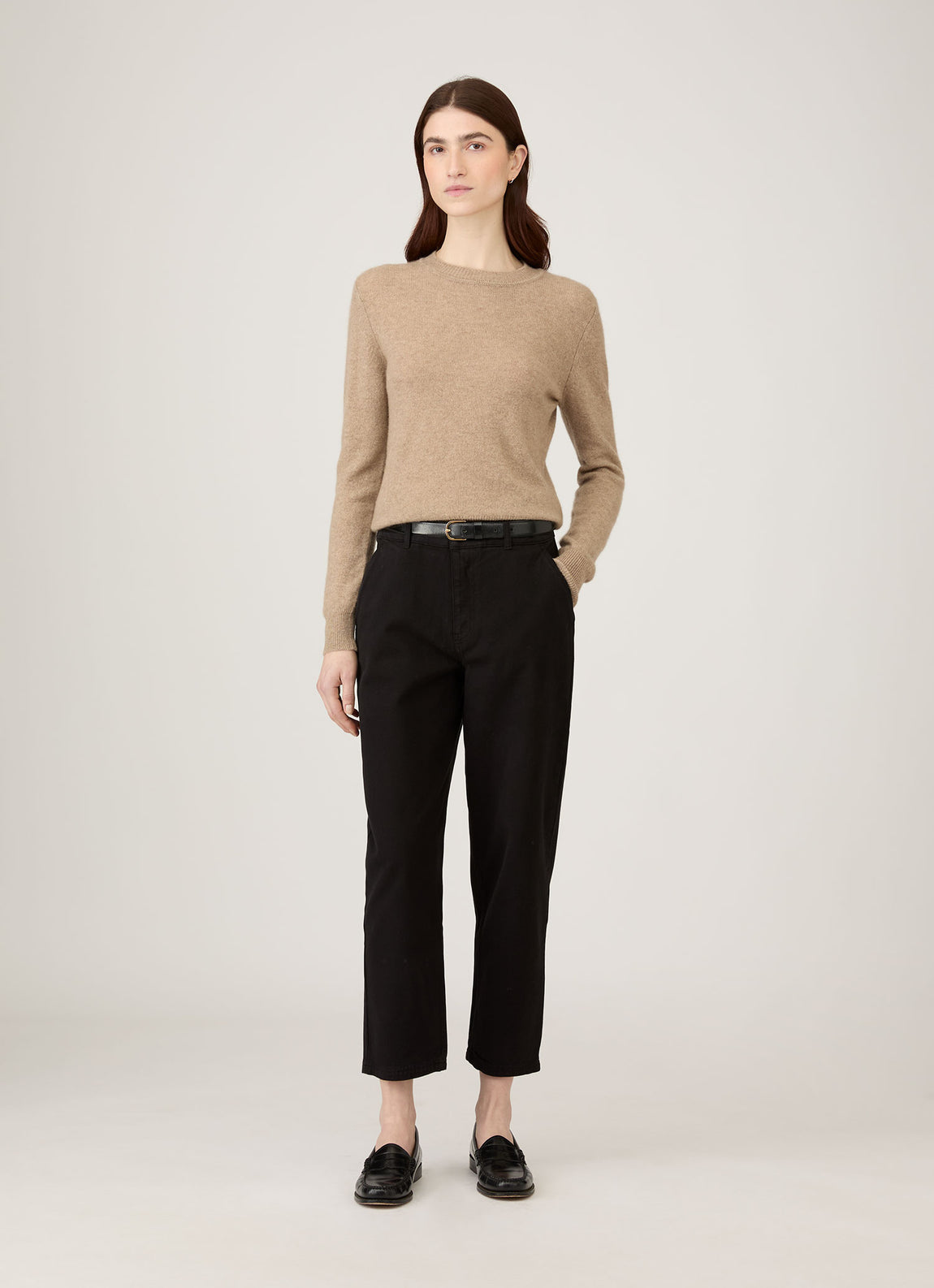 Women's Cotton Tapered Trouser in Black