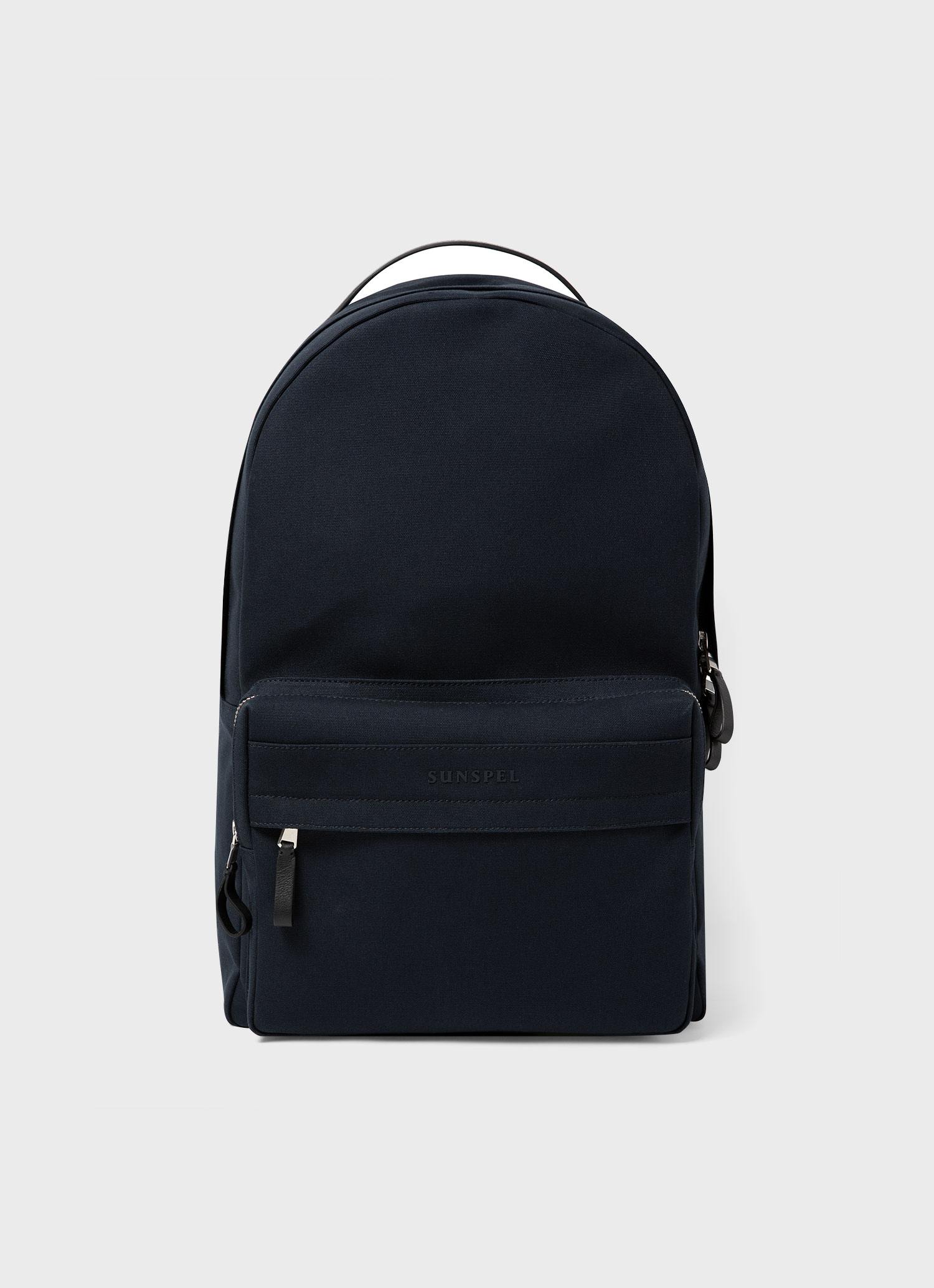 Backpack in Navy - Navy