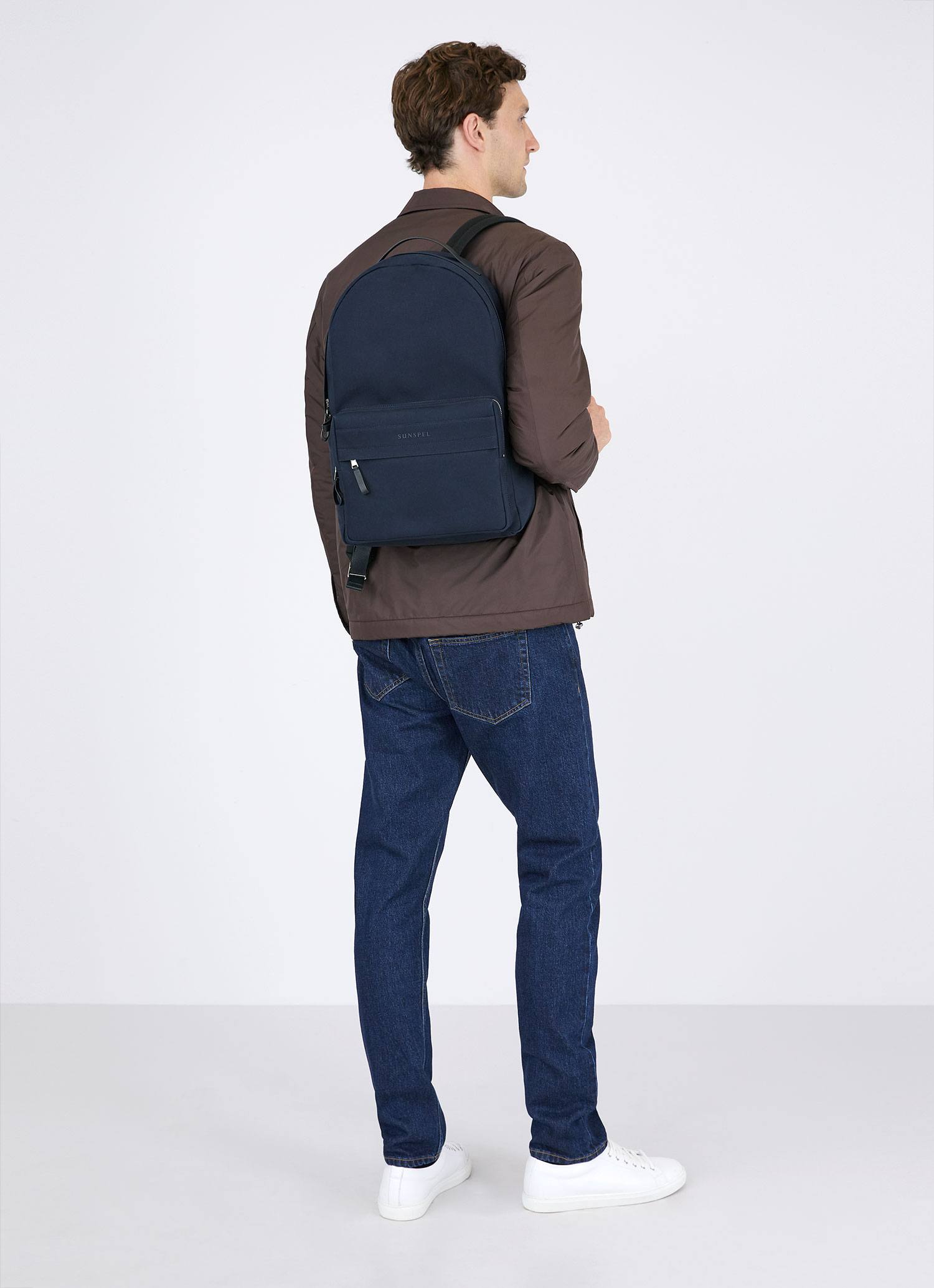 Backpack in Navy - Navy