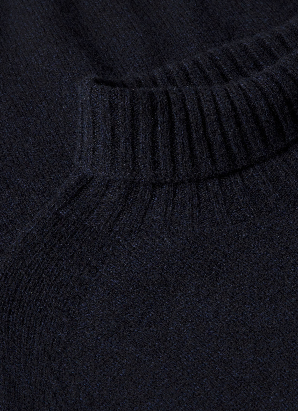 Men's Lambswool Roll Neck in Dark Navy Mouline