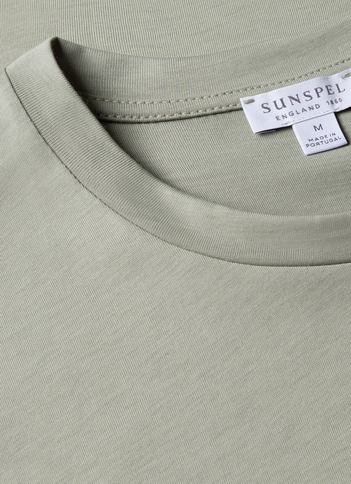 Men's Riviera Midweight T-shirt in Pastel Green