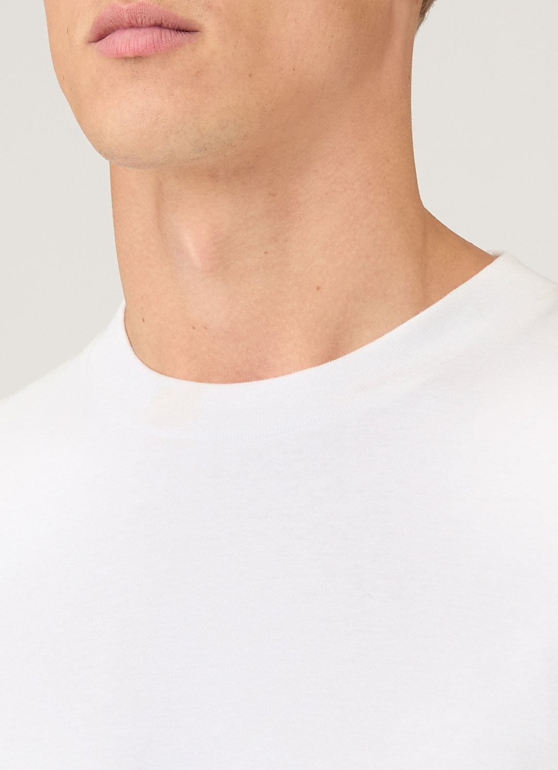 Men's Relaxed Fit Heavyweight T-shirt in White