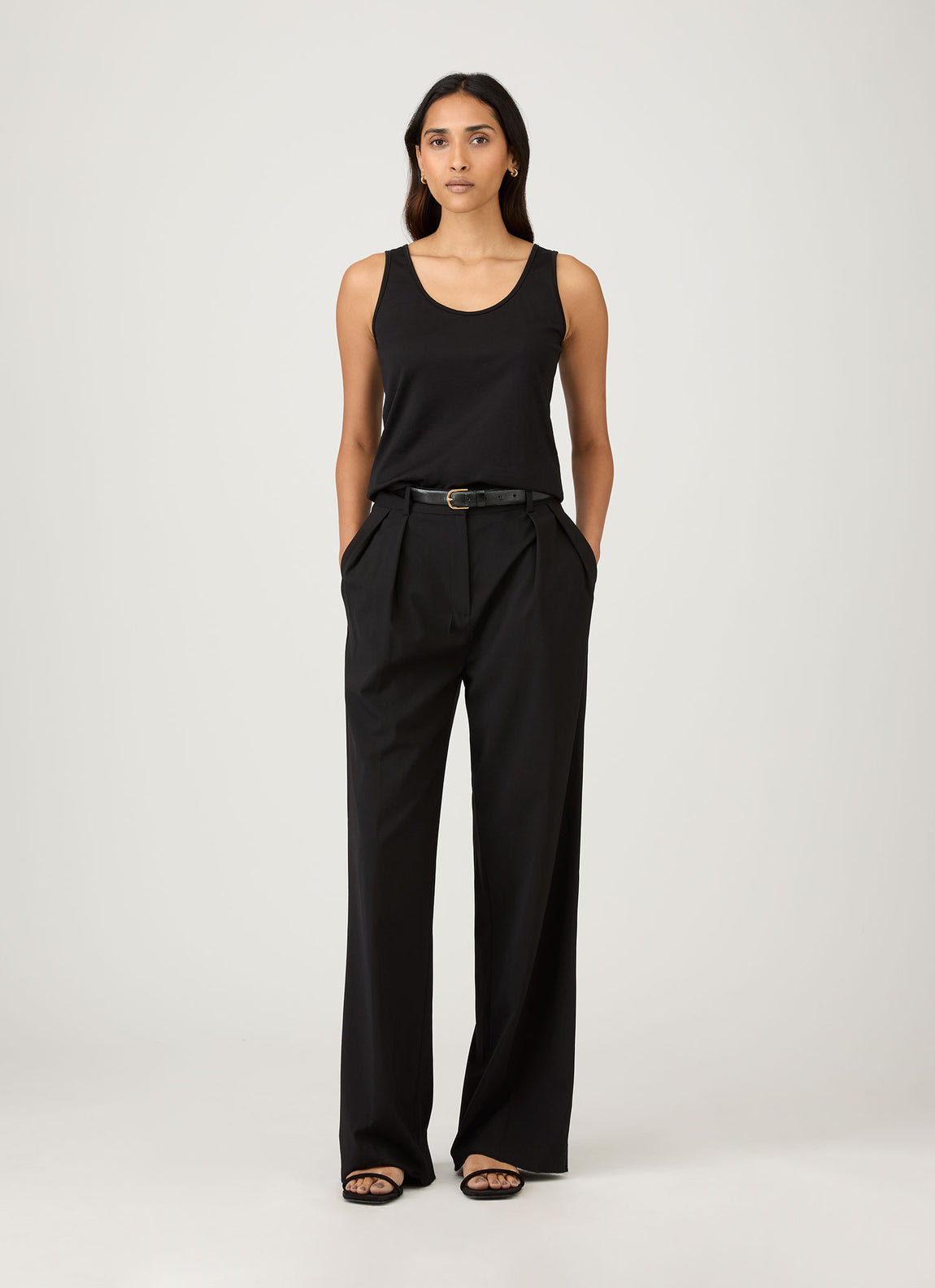 Women's Classic Vest in Black